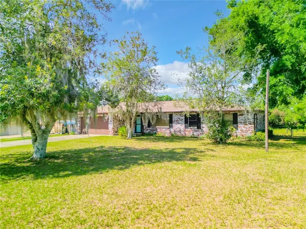 9821 SE Sunset Harbor Rd, Summerfield, FL 34491