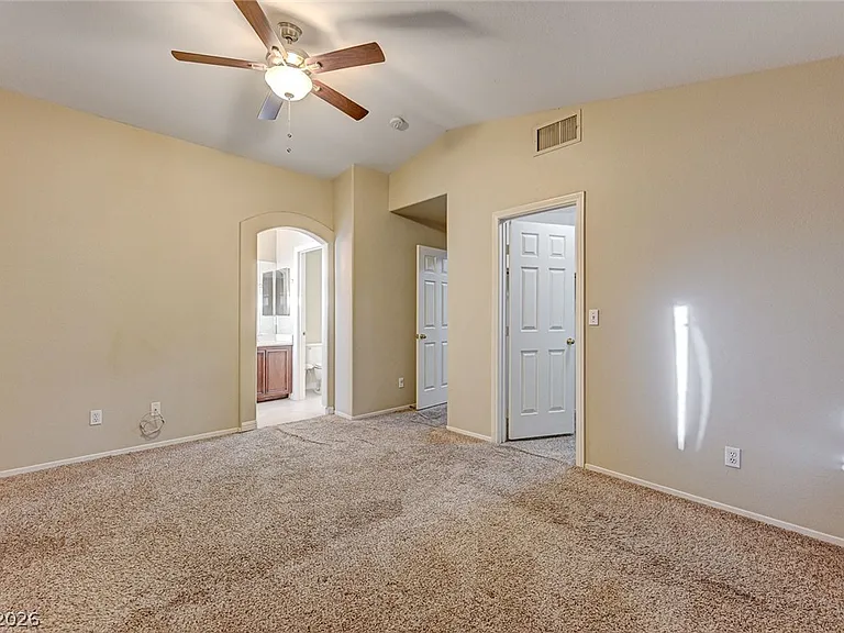 317 Greenleaf Glen St — Photo 34