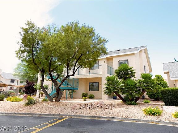 3rd image of 2852 Bluebonnet Dr #2852