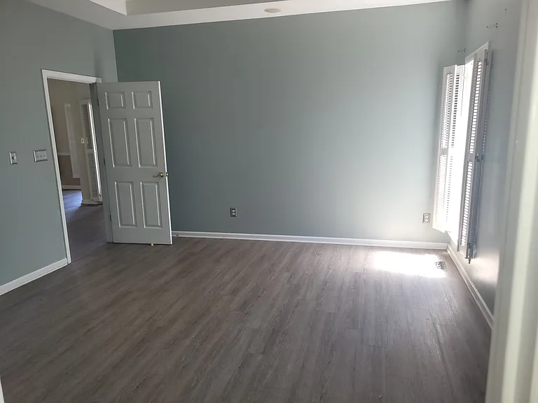 618 Millrun Ct — Photo 8