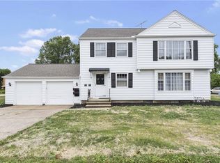 20112 Hilliard Blvd, Rocky River, OH 44116