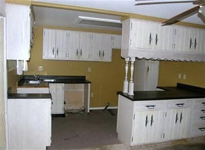 4th image of 3789 Waterbury Dr