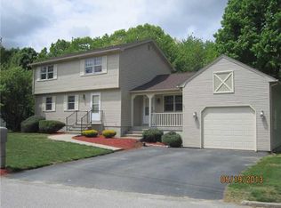 1 Cross Bow Ln, West Warwick, RI 02893