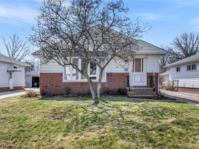 28744 Forest Rd, Willowick, OH, 44095