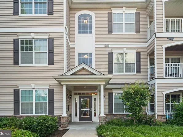 634 Timberlake Dr, Trenton, NJ 08618