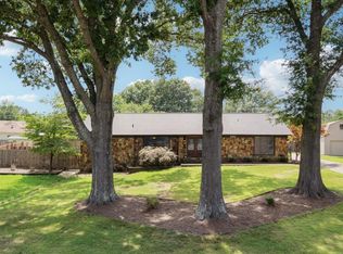 9589 Blue Spruce Dr, Lakeland, TN 38002