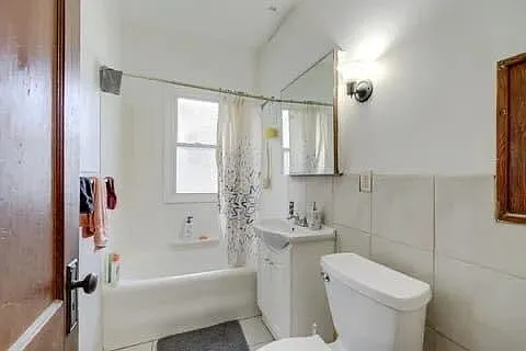2646 Dupont Ave N #2 — Photo 8