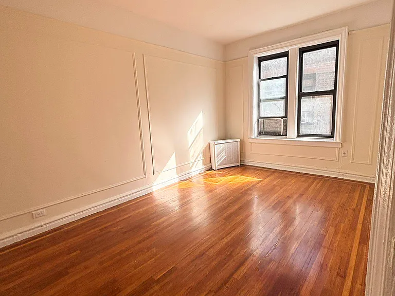 1793 Riverside Dr #6E — Photo 16