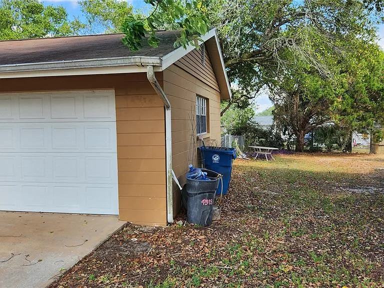 4518 Yorkshire Ave — Photo 4