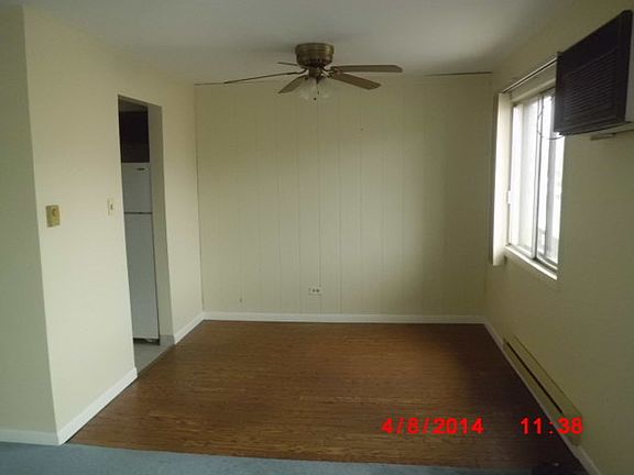 4th image of 11818 S Komensky Ave