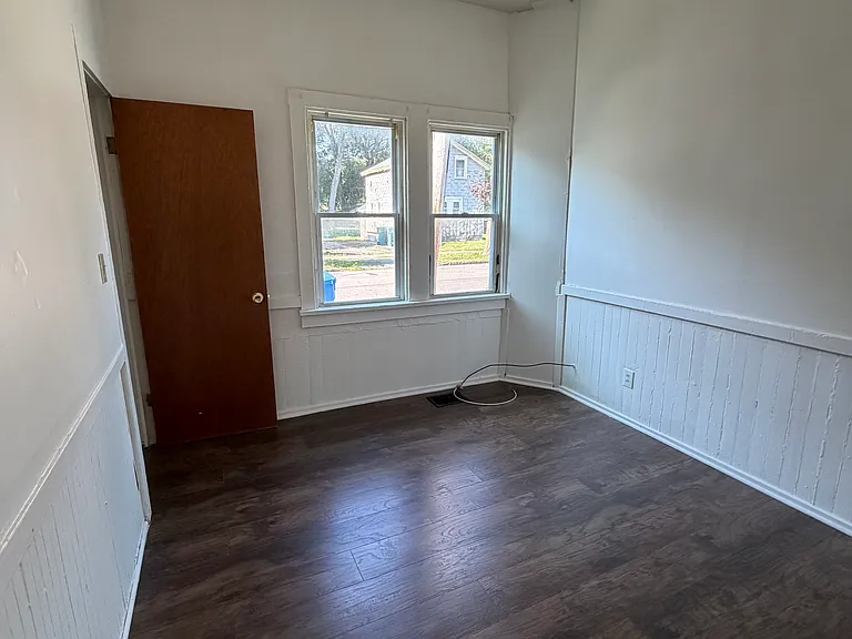 356 Maple St #2 — Photo 6