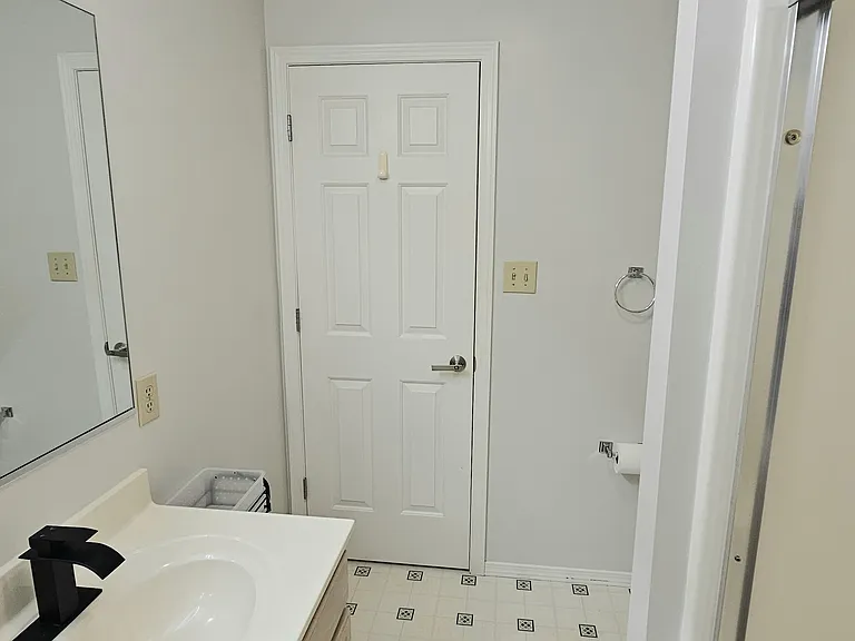 3838 S Claybridge Dr — Photo 17
