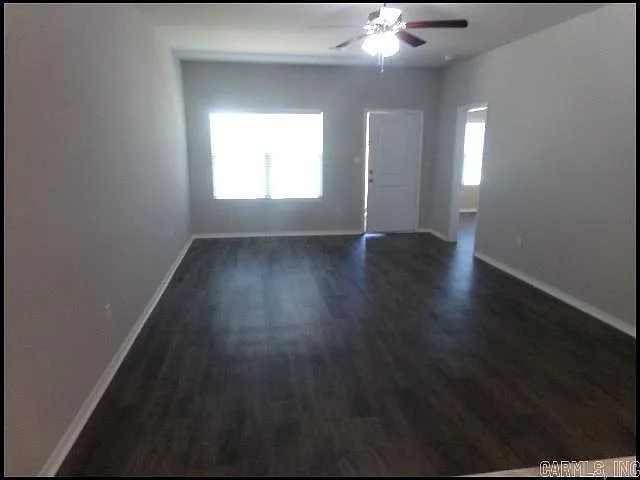 4 bed, 2.0 bath, 1500 sqft, $1,950 — Photo 2