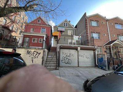 60 Buchanan Pl #1, Bronx, NY, 10453