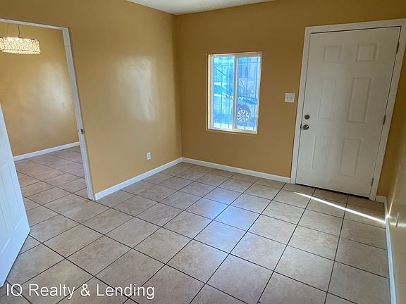 3rd image of 2254 Julian Ave