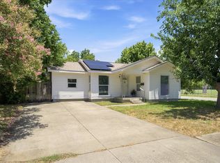 1662 Birch Dr, Grand Prairie, TX 75050