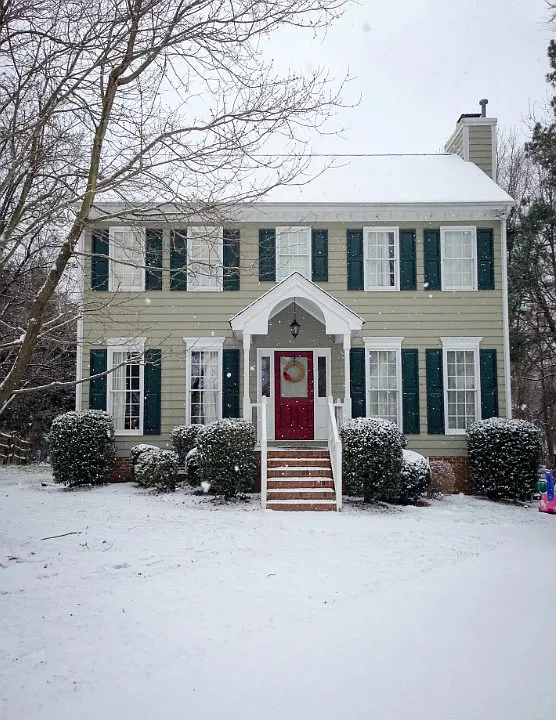 19 Boxwood Dr