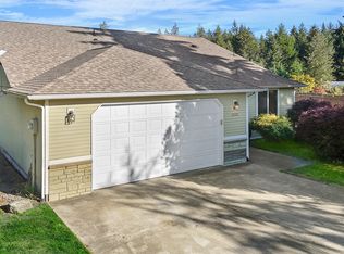 10110 131st Ln SE, Rainier, WA 98576