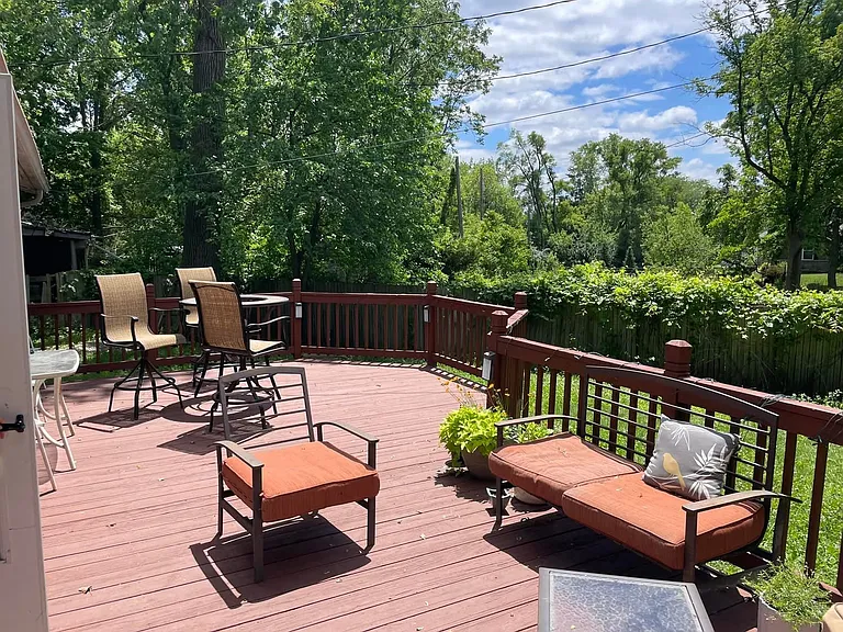 2606 Packard Rd — Photo 1