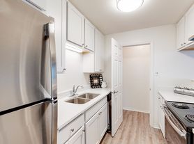 The Green At Chevy Chase Apartments