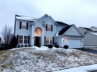 2 Privett Ct, Bolingbrook, IL 60490