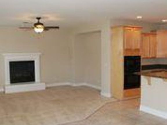 4th image of 2152 Maloney Dr