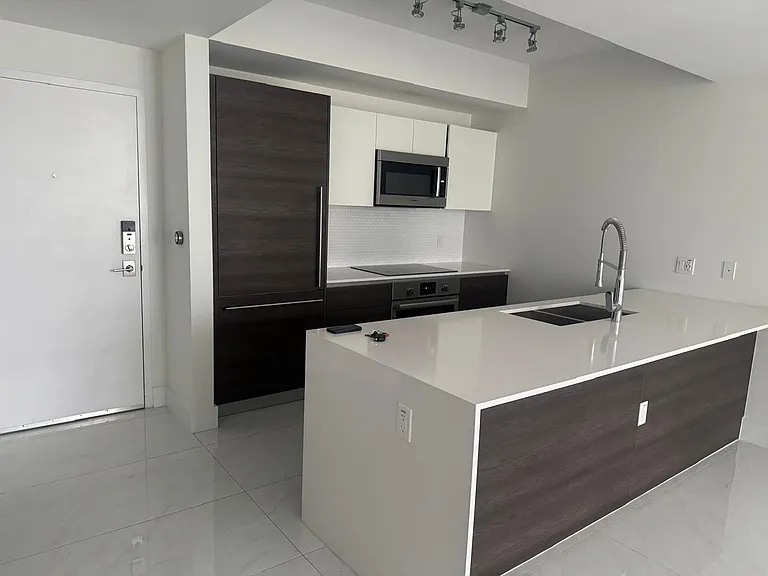 301 Altara Ave #827 — Photo 20
