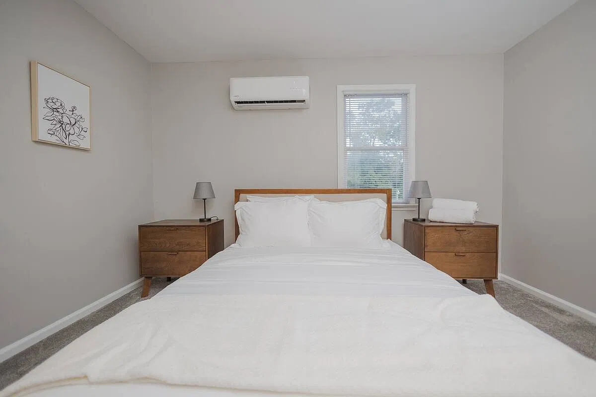 2 bed, 1000 sqft, $1,950 — Photo 3