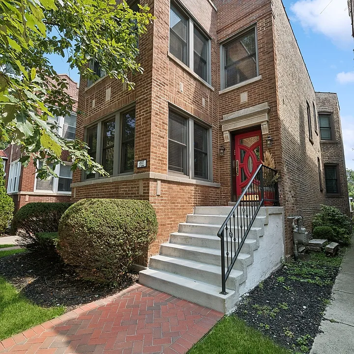 4937 N Talman Ave #1
