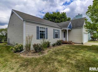 3925 McCormick Dr, Springfield, IL 62707