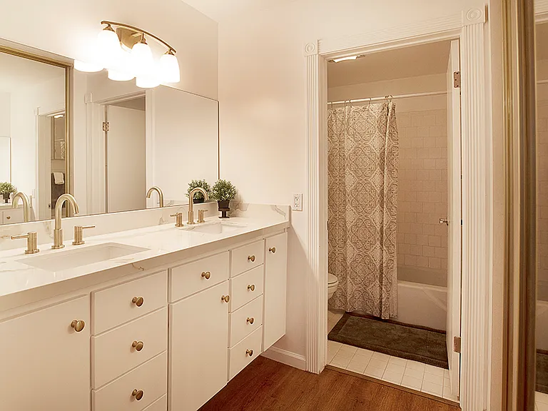 6708 Hillpark Dr #102 — Photo 12