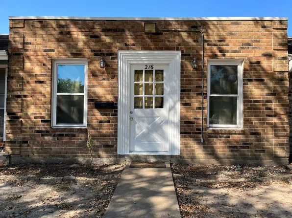 216 W G St, La Porte, TX