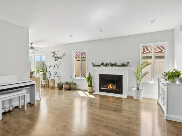 1896 Timber Trl, Vista, CA 92081