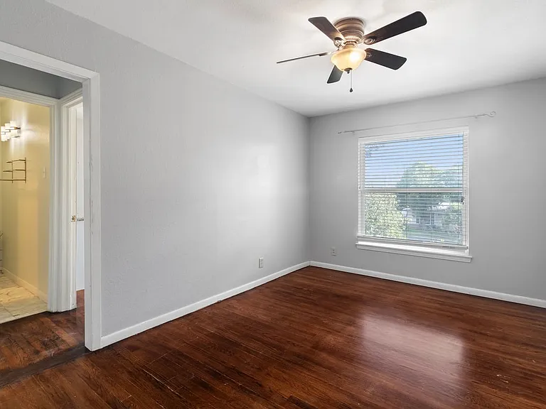 311 Karen Ln #A — Photo 12