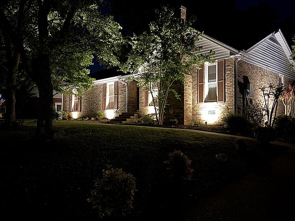 2nd image of 2306 Crown Hill Dr