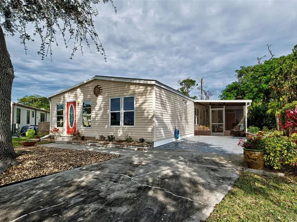 3303 Catbird Ln, Englewood, FL 34224