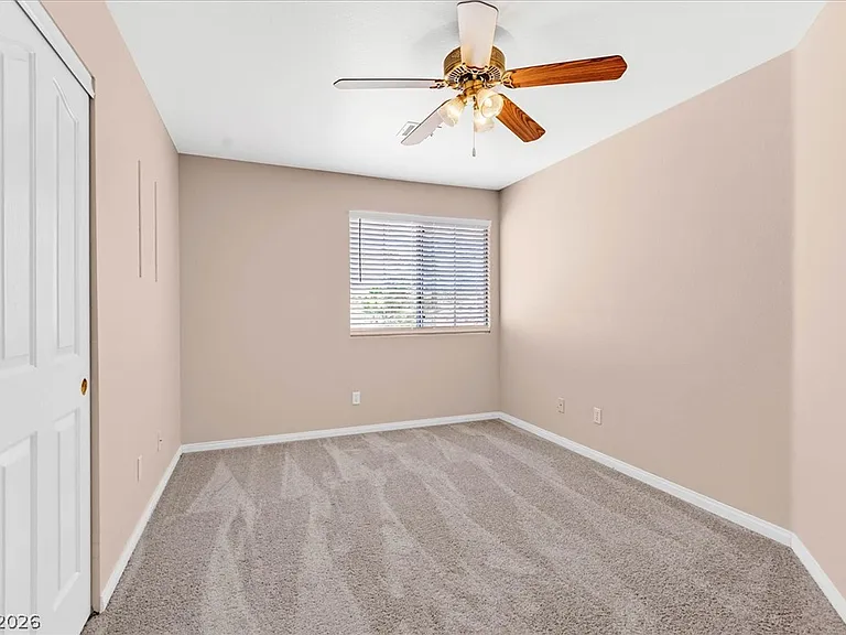2704 Timber Crossing Ct — Photo 23