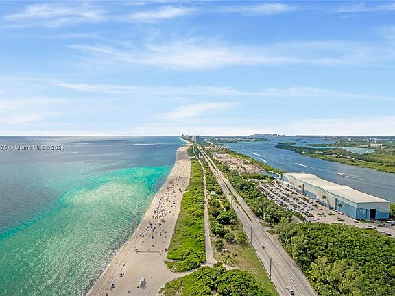 3rd image of 15701 Collins Ave #3605