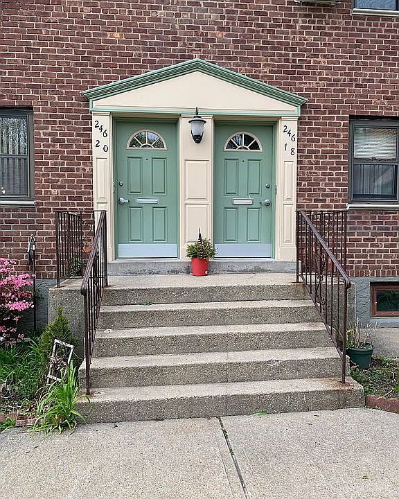 1st image of 246-20 57th Dr