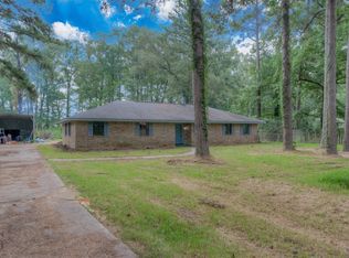 220 E Cloverleaf Dr, Haughton, LA 71037
