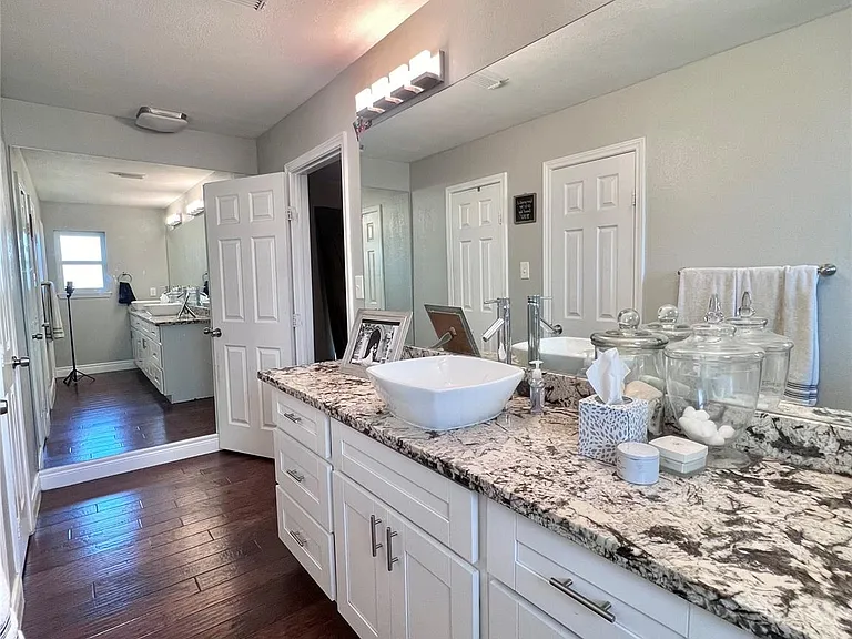 15126 Turkey Creek Dr — Photo 18