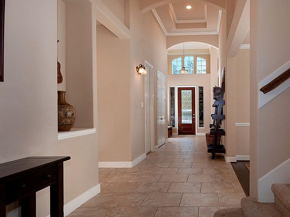 4th image of 31 Winhall Pl