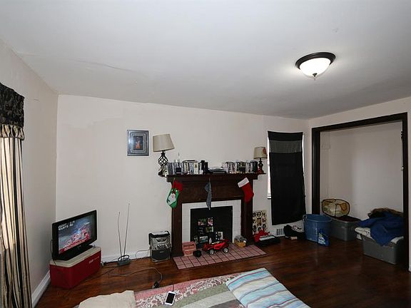 2nd image of 735 Elberon Ave
