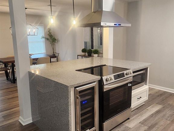 3rd image of 3120 Whistler Dr