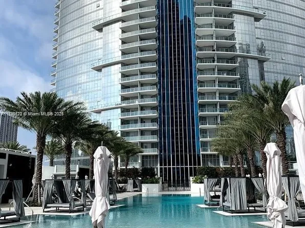 851 NE 1st Ave Unit 3002, Miami, FL 33132