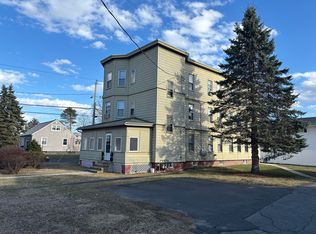 206 Fairview Ave, Chicopee, MA 01013