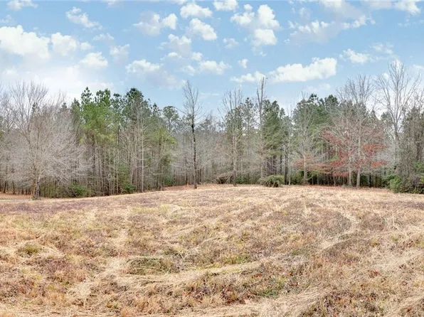 128 Estate Ct, Toano, VA 23168