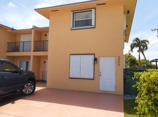 3202 SW 87th Pl, Miami, FL 33165