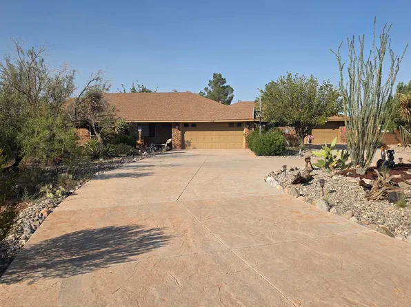 38 Calle Cadena, La Luz, NM 88337