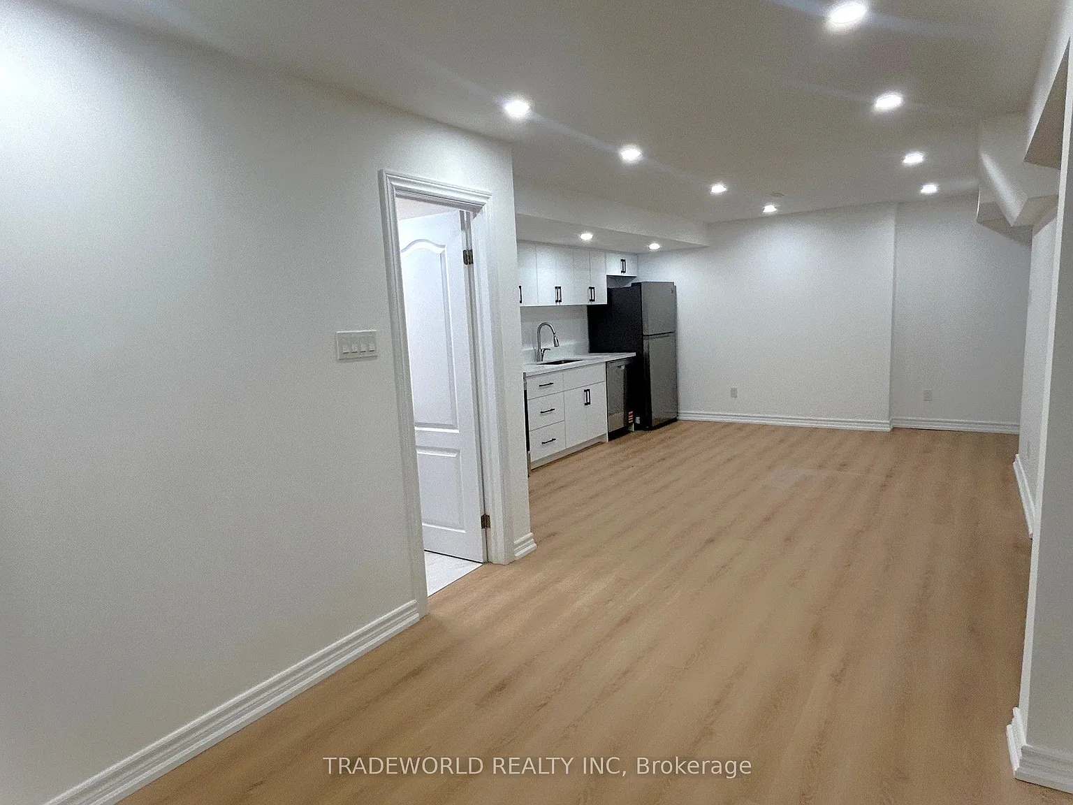 2 bed, $1,750 — Photo 2
